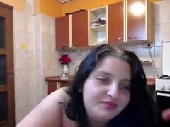 BBW brunette webcam nice hangers 1 meg