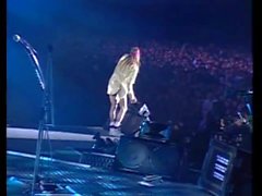 Guns N' Roses - Knocking on Heaven's Door - Live in Tokyo 1992