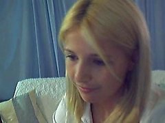 babe luckyanabella fingering herself on live webcam