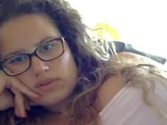 Chubby amateur masturbates on webcam