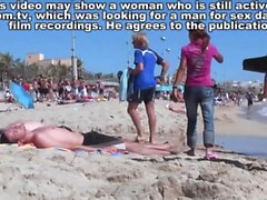 PUBLIC BEACH VOYEUR - German teens try lesbian games