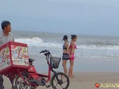 Spycam girls on the beach