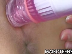 Maki Miyauchi: Pretty Japanese Teen Screwed