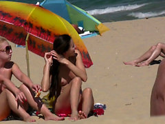 Hot Amateurs Voyeur Nudist On Public Beach Video