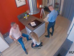 HUNT4K. Smart hunter seduces slim blonde while checking new apartment